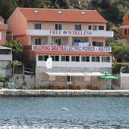 Zaklopatica 8342c * Lastovo