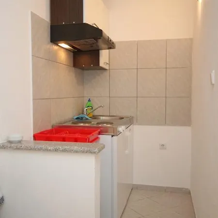 Zaklopatica 8342c Daire *
