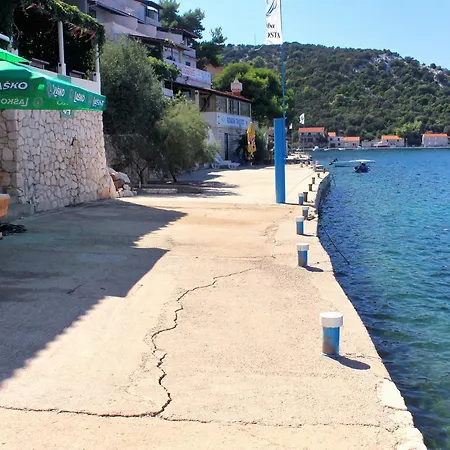Zaklopatica 8342c Lastovo