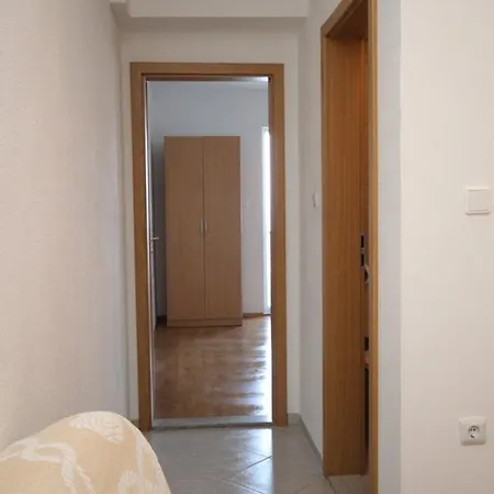 Zaklopatica 8342c Daire *